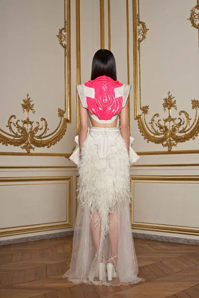 Look 20